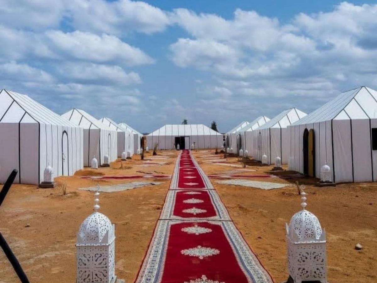 Desert Paradise Luxury Camp Merzouga Exterior photo