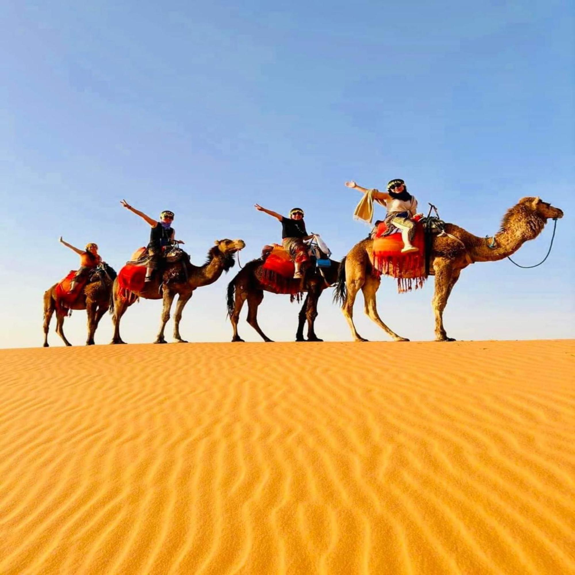 Desert Paradise Luxury Camp Merzouga Exterior photo